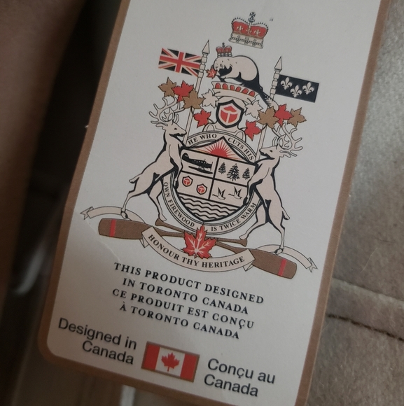 🇨🇦 Red Canoe Rustic Wool Button-up - Picture 4 of 5